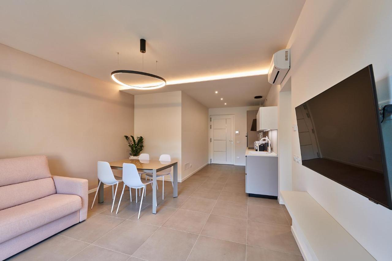 Apartmentsgarda - Residenza Monte Baldo - Garda Garda (Verona) Exterior foto